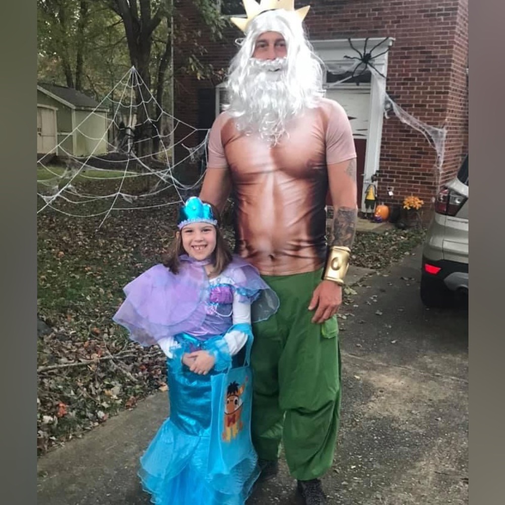 SOLD 🚨6 piece Mermaid costume!